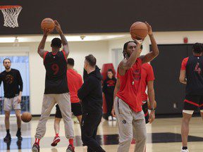 BILAN DES RAPTORS : Meilleures notes pour Siakam, Barrett et Poeltl lors de leur première victoire