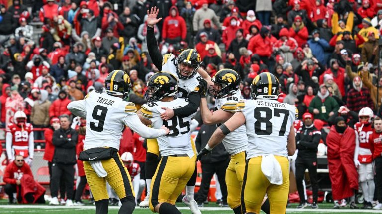 Diffusion en direct de l’Iowa contre le Tennessee : comment regarder le Citrus Bowl 2024 en ligne et à la télévision, heure de début, cotes