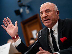 « Idiots » : la star de « Shark Tank », Kevin O’Leary, fustige Trudeau à cause du coup de Trump