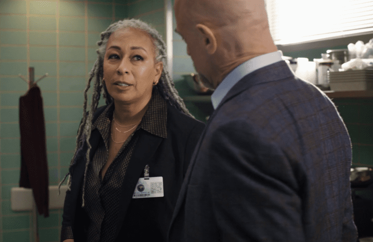 Interview de Tamara Tunie — Warner – TVLine