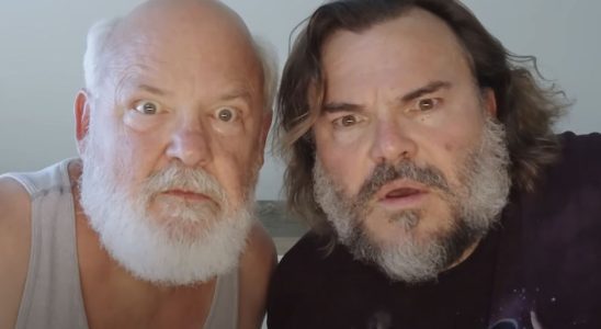 Screenshot of Jack Black and Kyle Gass close-up in Fiber d