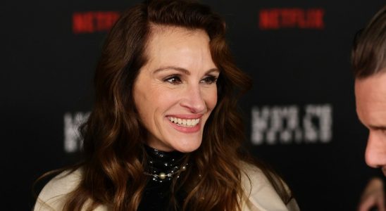 NEW YORK, NEW YORK - DECEMBER 04: Julia Roberts attends Netflix's "Leave The World Behind" premiere at Paris Theater on December 04, 2023 in New York City. (Photo by Theo Wargo/Getty Images)