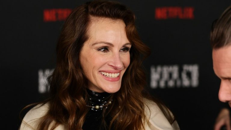 NEW YORK, NEW YORK - DECEMBER 04: Julia Roberts attends Netflix's "Leave The World Behind" premiere at Paris Theater on December 04, 2023 in New York City. (Photo by Theo Wargo/Getty Images)