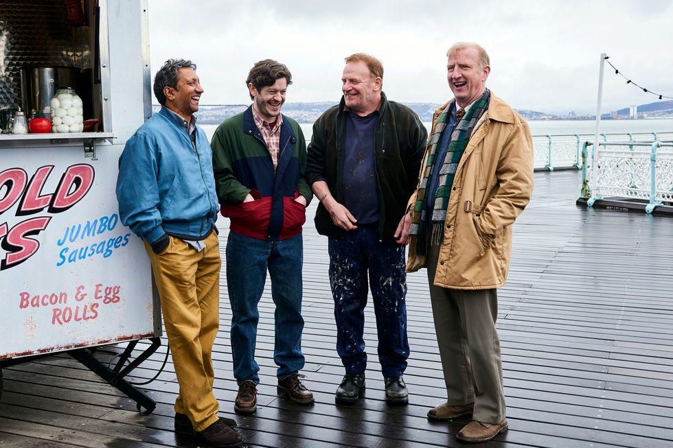 phaldut sharma, iwan rheon, mark lewis jones, steffan rhodri, les hommes debout