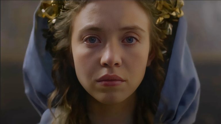 Le film d'horreur Immaculate de Sydney Sweeney poursuit une relation passionnante entre acteur et réalisateur
