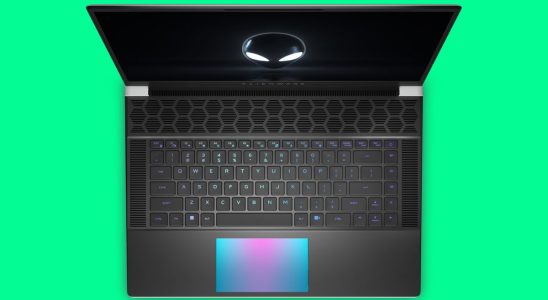 Alienware x16 R2