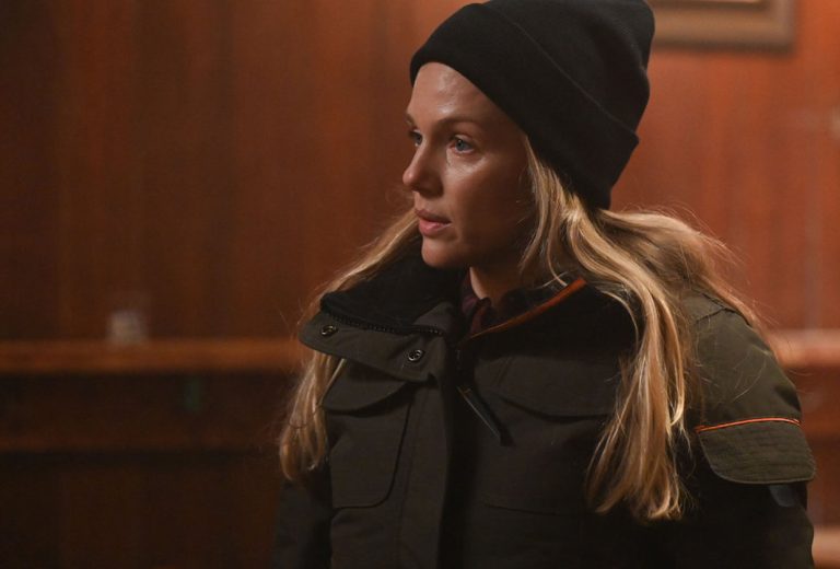 Le patron de « Chicago PD » partage la date de sortie de Tracy Spiridakos dans la saison 11