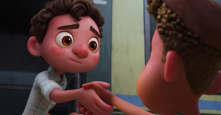 Luca de Pixar se lit toujours comme une romance queer – même le responsable de l'histoire le pense
