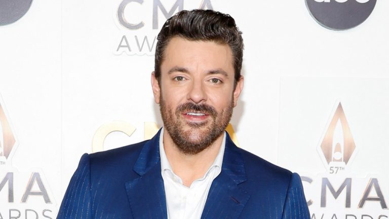 Nashville DA abandonne les accusations contre la star country Chris Young après son arrestation au bar
