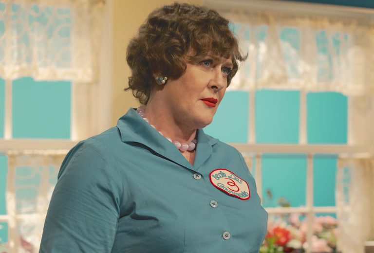 Pas de saison 3 pour la série Julia Child – TVLine