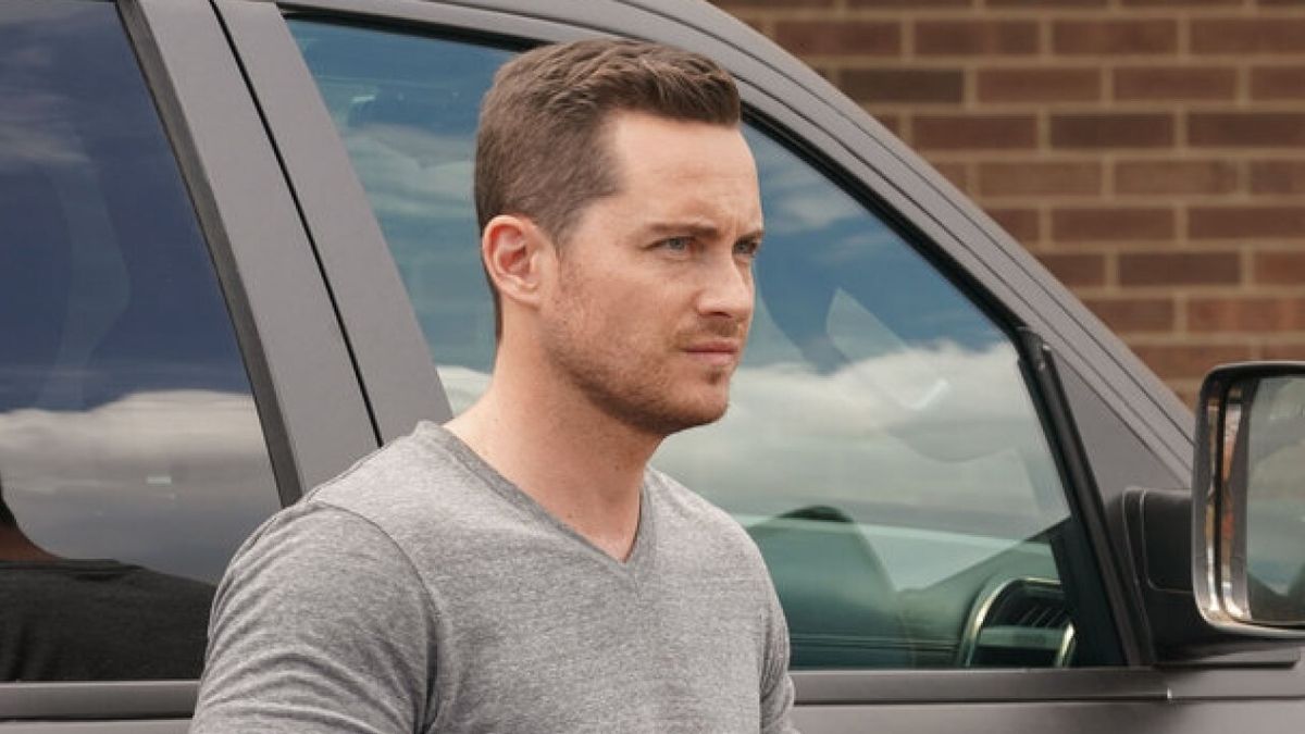 jesse lee soffer in chicago p.d. season 10