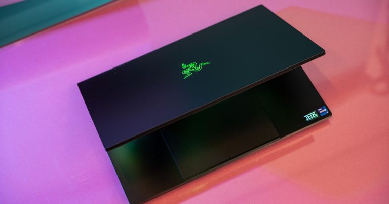 Razer installe un OLED dans l’ordinateur portable de jeu Blade 16 et fait passer le Blade 18 à 4K.