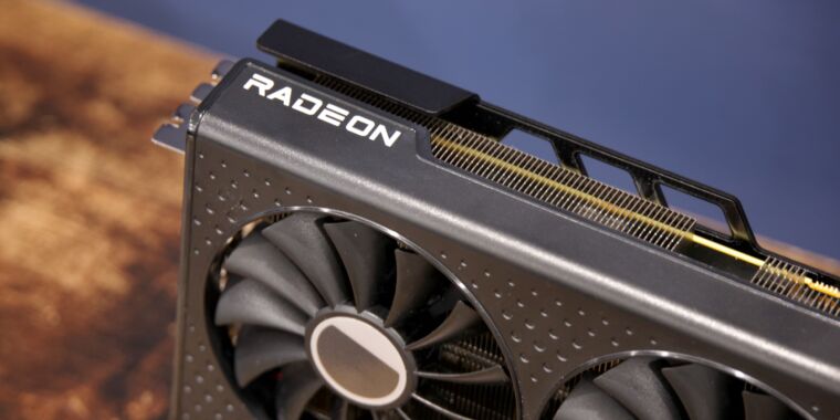 Test : la Radeon 7600 XT offre une tranquillité d’esprit grâce à beaucoup de RAM, reste un GPU de milieu de gamme