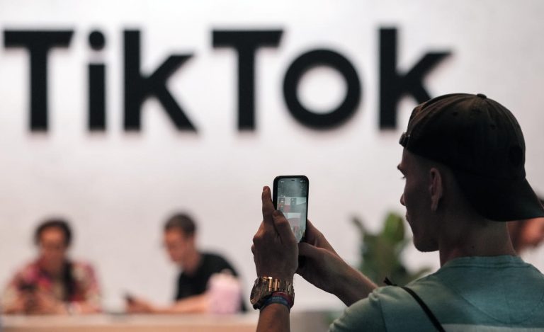 TikTok licencierait des employés pour réduire les coûts