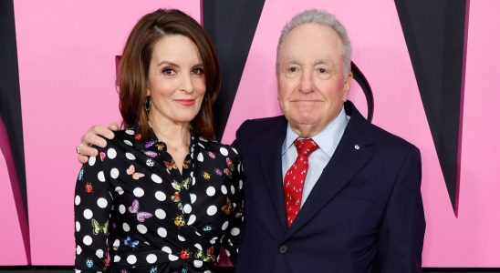 Tina Fey pourrait « facilement » reprendre SNL, déclare Lorne Michaels