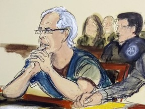 Dans ce croquis d'artiste de la salle d'audience, Jeffrey Epstein écoute lors d'une audience sur la libération sous caution devant un tribunal fédéral de New York le 15 juillet 2019. Un nouveau lot de documents non scellés concernant les abus sexuels d'adolescentes par Epstein a été publié le jeudi 4 janvier 2024, ajoutant des centaines de pages contenant une mine d'informations détaillant comment le financier a exploité ses relations avec les riches, les puissants et les célèbres pour recruter ses victimes et dissimuler ses crimes.