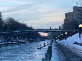 WARMINGTON : Il est temps d’ouvrir le canal Rideau à Ottawa pour le patinage