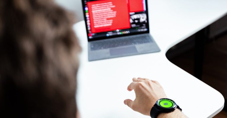 WowMouse transforme votre montre intelligente en une souris Bluetooth basée sur les gestes