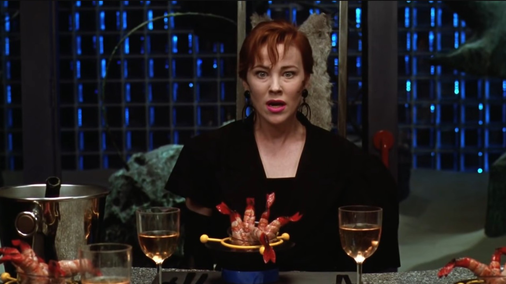 Catherine O'Hara dans le rôle de Delia Deetz dans Beetlejuice