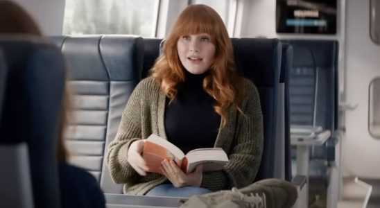 Bryce Dallas Howard on a train with Sam Rockwell in Argyllle.