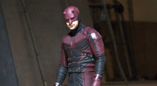 Born Again révèle un premier aperçu de Charlie Cox dans un nouveau costume