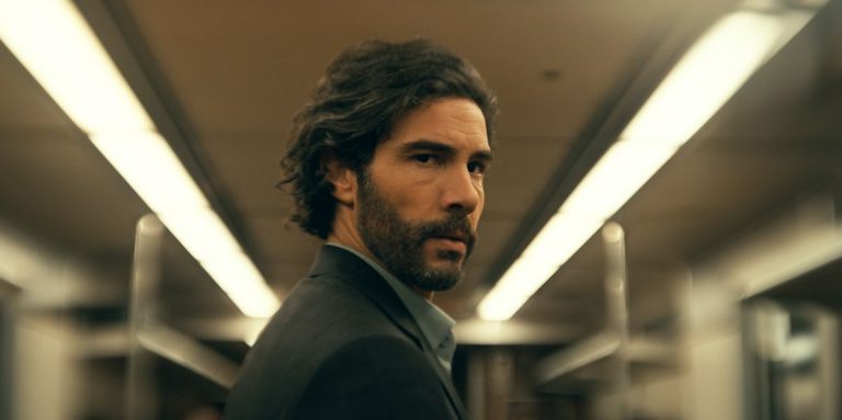 Tahar Rahim se sent « béni » de faire partie de Madame Web
