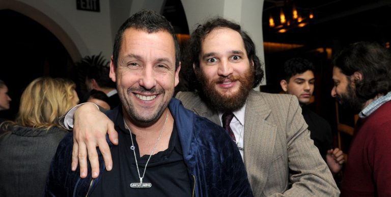 Adam Sandler retrouve le réalisateur d'Uncut Gems pour un nouveau spécial Netflix
