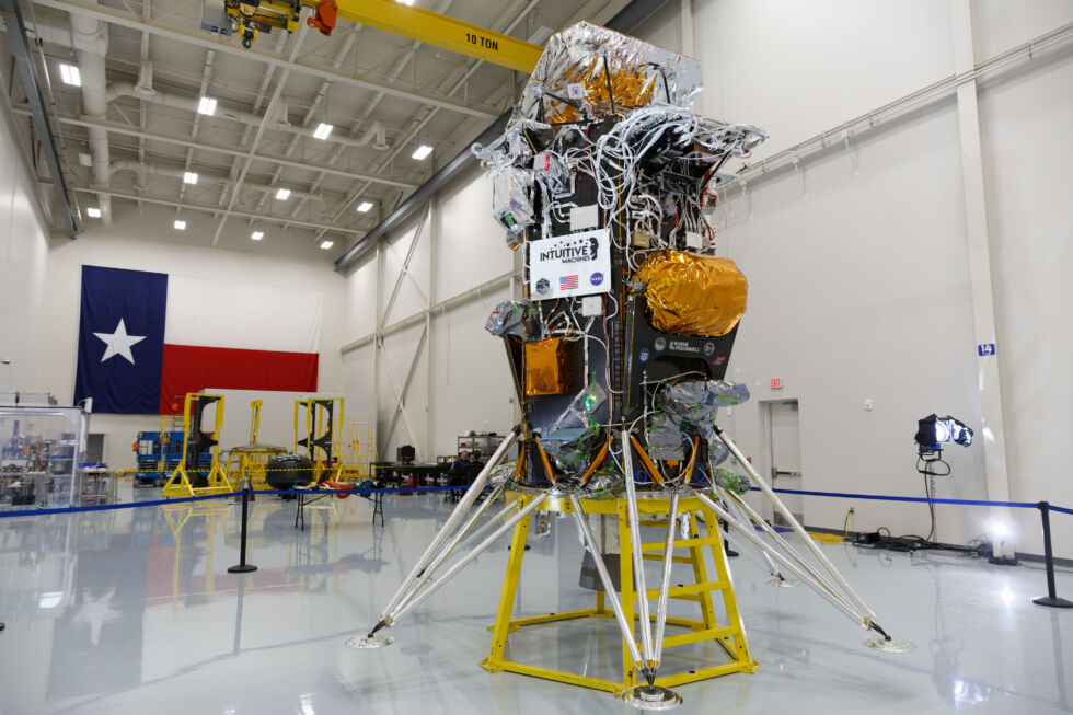 L'atterrisseur Nova-C est visible dans les installations d'Intuitive Machines à Houston, au Texas.