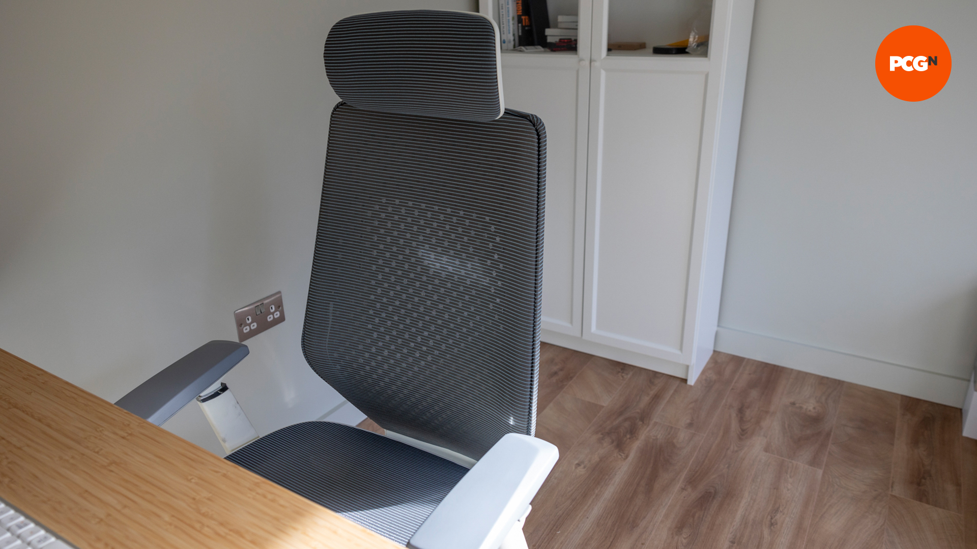 La chaise FlexiSpot BS11 Pro dans un bureau à domicile