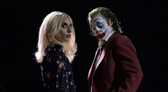 Le réalisateur de Joker 2 taquine la fenêtre de sortie de la bande-annonce dans un nouveau look