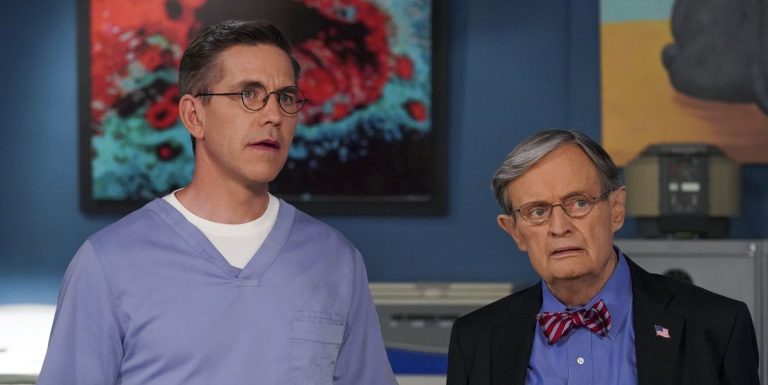 La star du NCIS, Brian Dietzen, se souvient d'une conversation "significative" avec David McCallum
