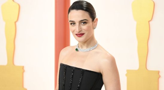 Jenny Slate at the 95th Annual Academy Awards held at Ovation Hollywood on March 12, 2023 in Los Angeles, California.