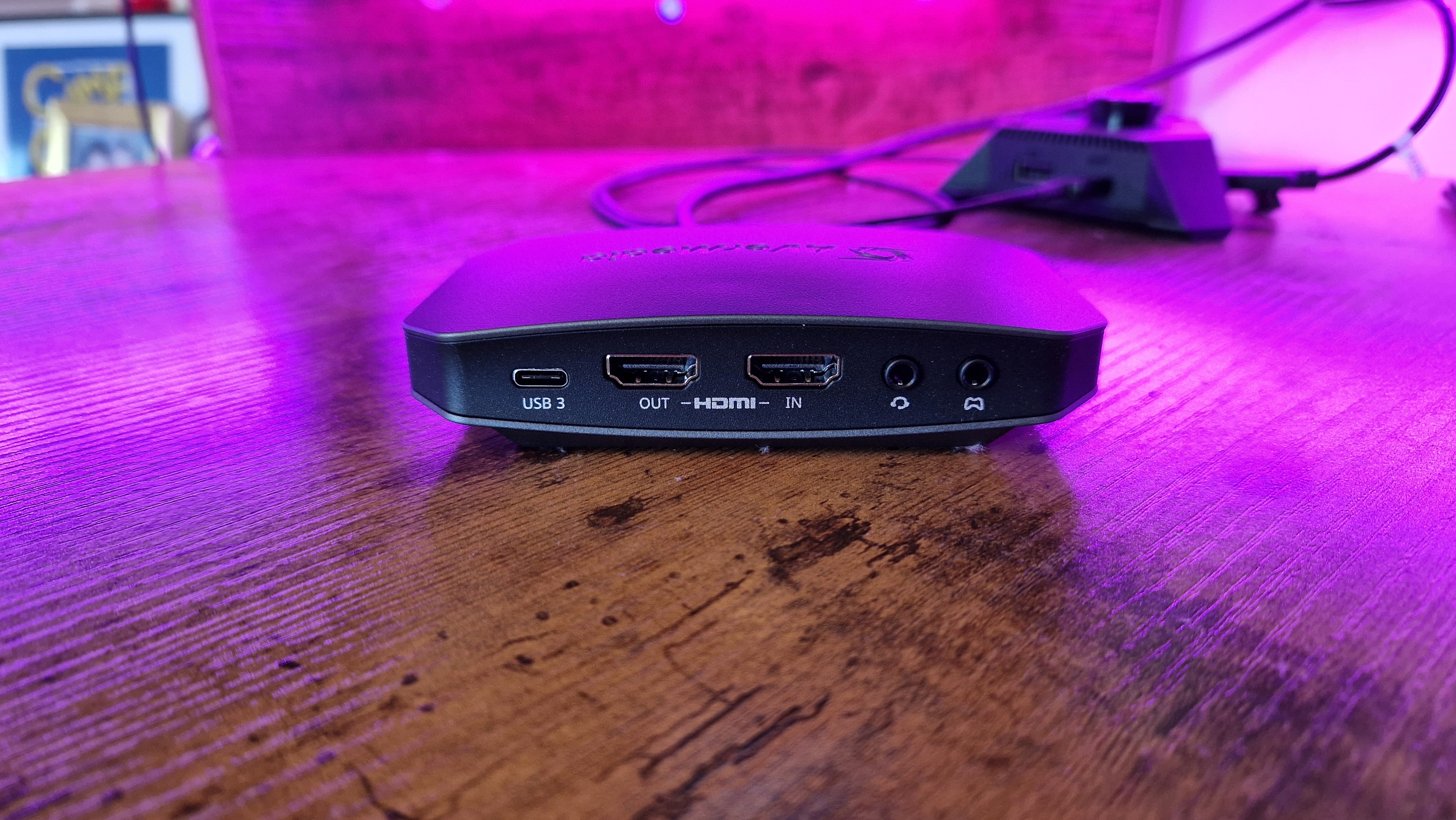 Ports de connexion IO d'AverMedia Live Gamer Ultra 2.1