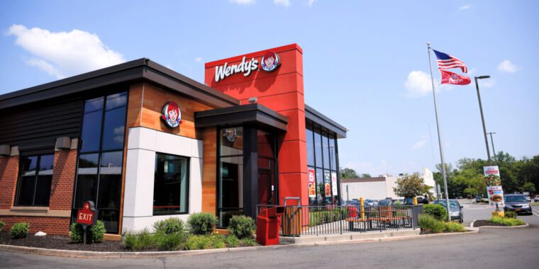 Wendy’s clarifie ses projets d’expérimentation de tarification dynamique après un contrecoup