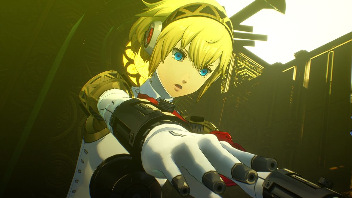 Aigis from Persona 3 Reload readies her weapon.