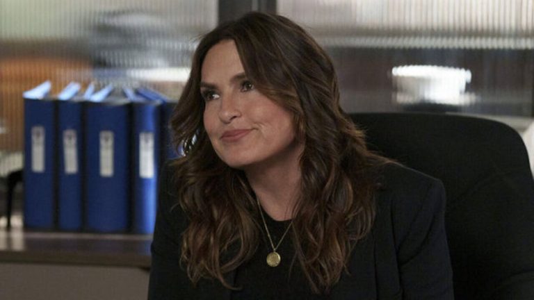 Mariska Hargitay as Olivia Benson in Law & Order: SVU 25x03