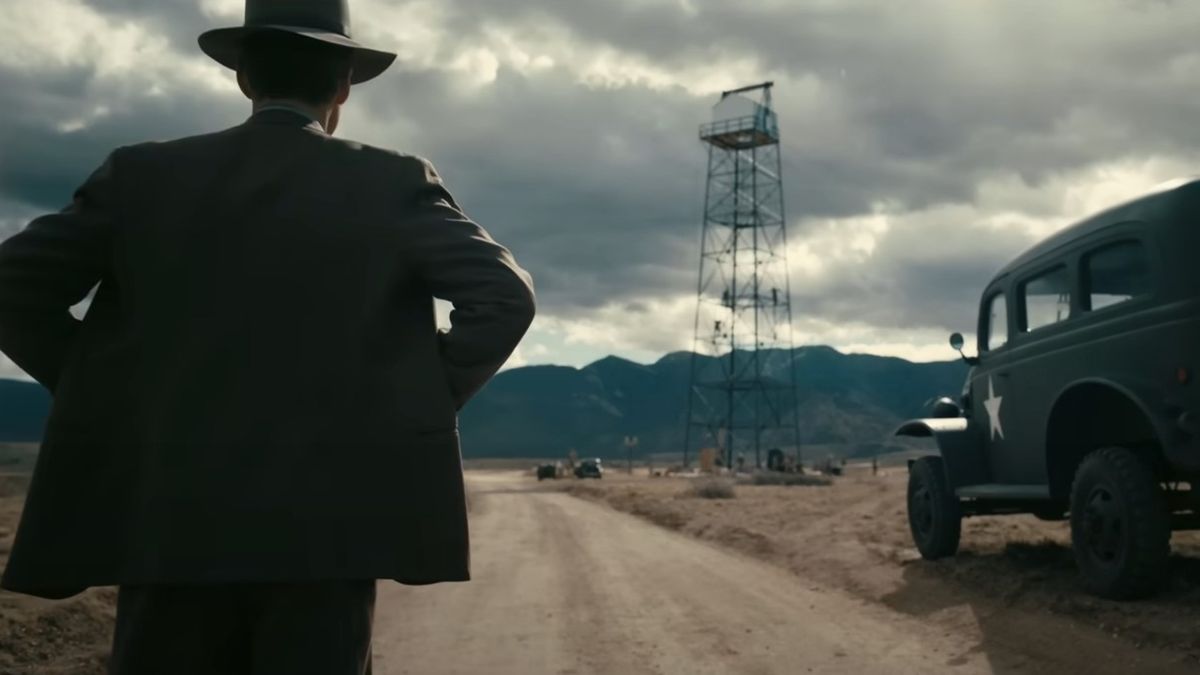 Cillian Murphy staring off into the distance in Oppenheimer