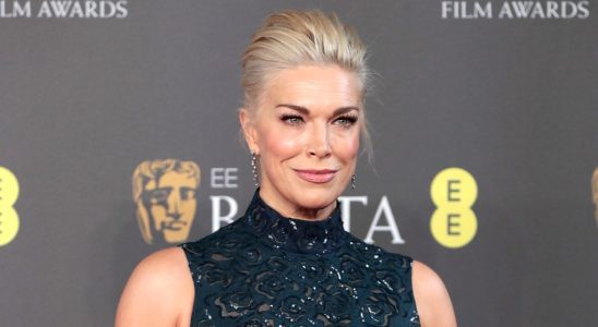 BAFTA Awards : Hannah Waddingham interprète « Time After Time » pour le segment In Memoriam