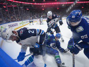 BILLECK : Scheifele a fait preuve de leadership et de courage dans une performance imparable contre les Canucks