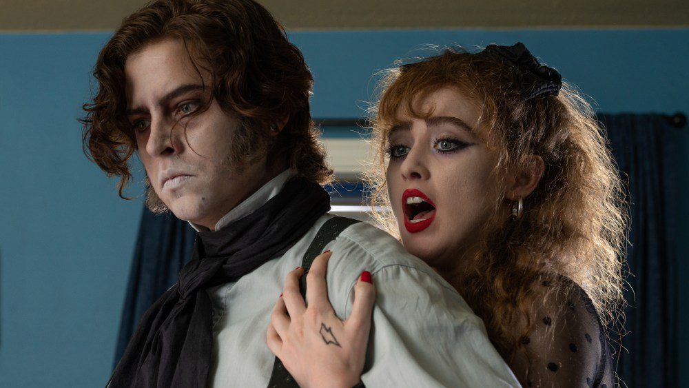 4208_D006_00205_R Cole Sprouse stars as The Creature and Kathryn Newton as Lisa Swallows in LISA FRANKENSTEIN, a Focus Features release. Credit: Michele K. Short / © 2024 FOCUS FEATURES LLC