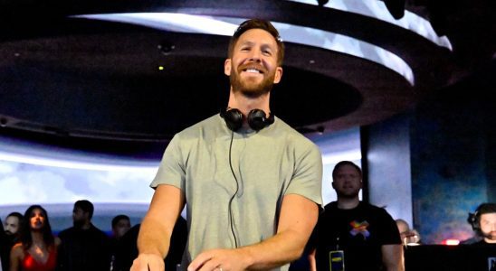 Calvin Harris dit qu'il envisage d'arrêter de jouer comme DJ "une fois que j'aurai dépassé 50 ans"