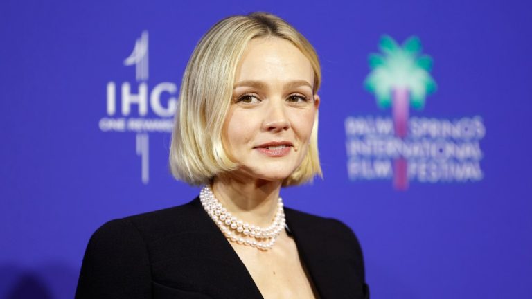 PALM SPRINGS, CALIFORNIA - JANUARY 04: Carey Mulligan attends the 35th Annual Palm Springs International Film Awards at Palm Springs Convention Center on January 04, 2024 in Palm Springs, California. (Photo by Frazer Harrison/Getty Images for Palm Springs International Film Society)