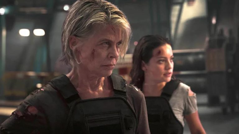 "Cela a en quelque sorte gâché le spectacle pour moi" : Linda Hamilton explique pourquoi le tournage de la dernière saison de Stranger Things lui a donné le syndrome de l'imposteur
