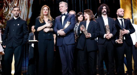 PARIS, FRANCE - FEBRUARY 23: The winners pose on stage with their Cesar Award during the 49th Cesar Film Awards at L'Olympia on February 23, 2024 in Paris, France. (Photo by Julien M. Hekimian/Getty Images)