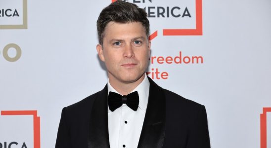 Colin Jost, star de Saturday Night Live, sera en tête d'affiche du dîner des correspondants de la Maison Blanche en 2024