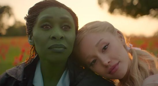 Cynthia Erivo et Ariana Grande défient la gravité dans la superbe bande-annonce du Wicked Super Bowl