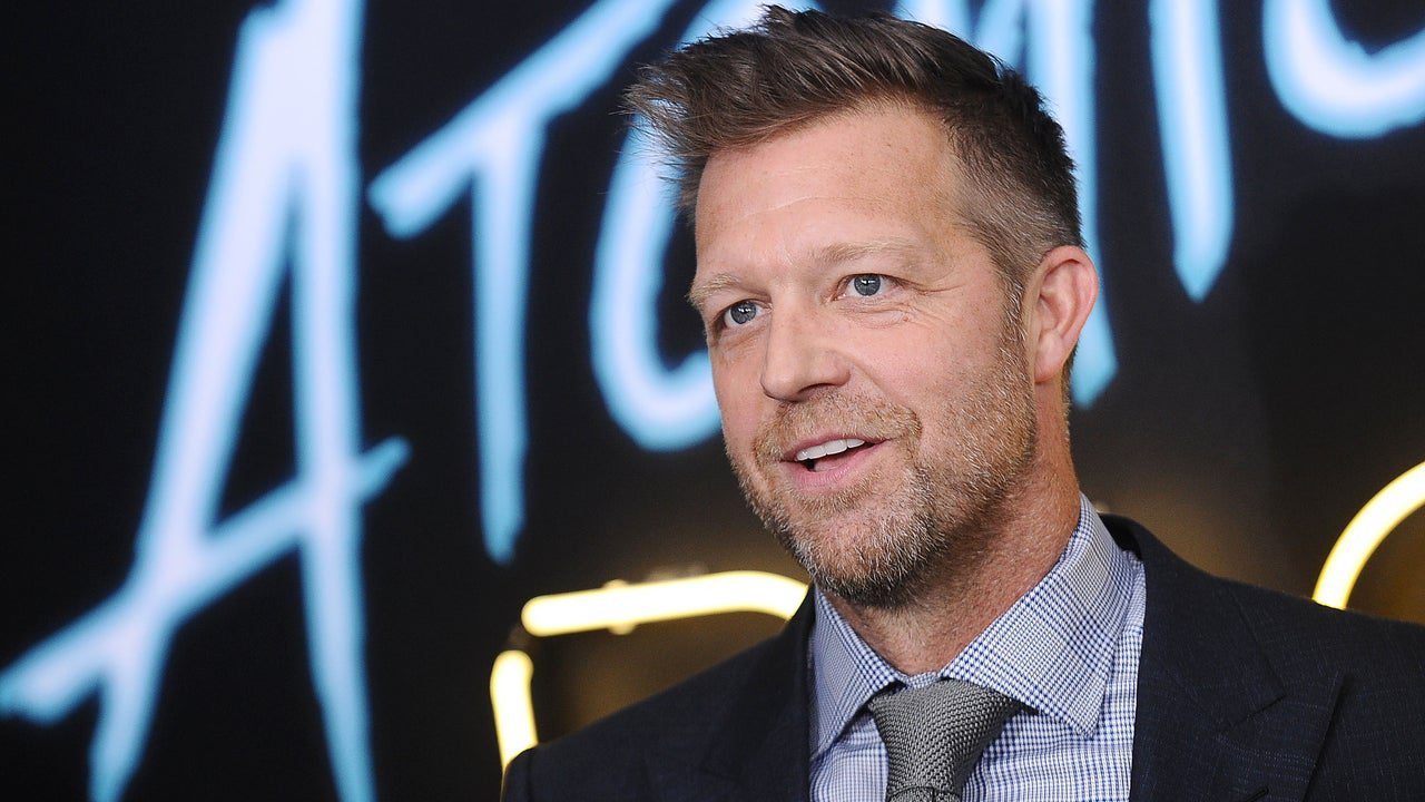 David Leitch de Deadpool 2 en pourparlers pour réaliser un nouveau film Jurassic World, dont la date de sortie est 2025
