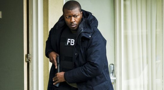 FBI : Edwin Hodge Hypes de Most Wanted, saison 5 explorant la vie personnelle de Ray, et un nouvel épisode présente un vétérinaire surnaturel comme son père