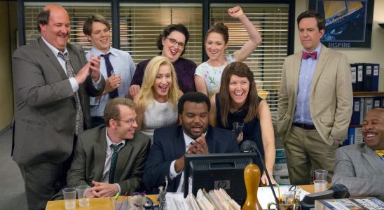 THE OFFICE -- "Finale" Episode 924/925 -- Pictured: (l-r) Brian Baumgartner as Kevin Malone, Jake Lacy as Pete, Paul Lieberstein as Toby Flenderson, Angela Kinsey as Angela Martin, Phyllis Smith as Phyllis Vance, Craig Robinson as Darryl Philbin, Ellie Kemper as Erin Hannon, Kate Flannery as Meredith Palmer, Ed Helms as Andy Bernard, Leslie David Baker as Stanley Hudson