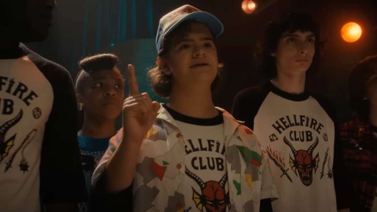 La star de Stranger Things dit "Nous devrions tuer plus de gens" dans la série
